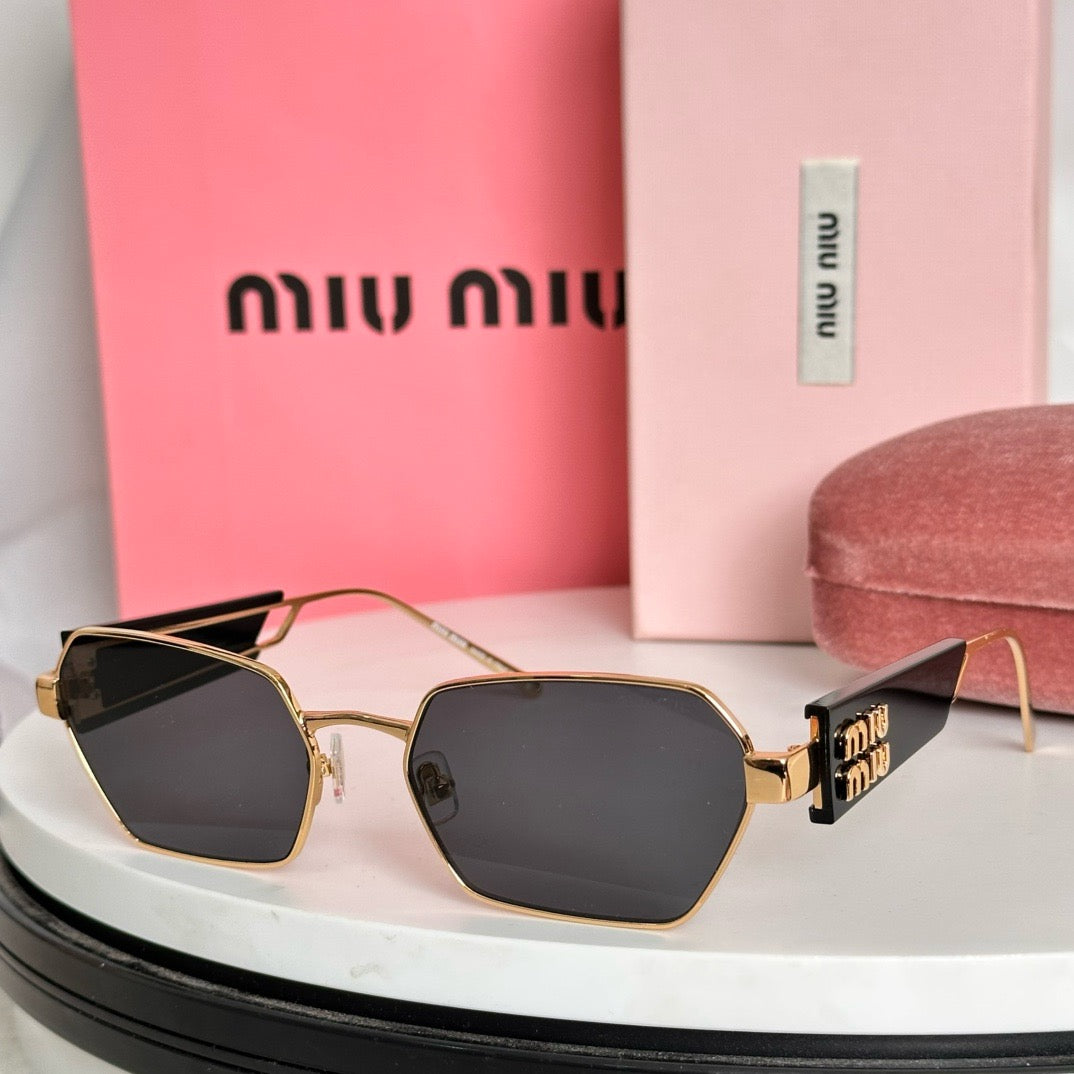 MIU MI* Eyewear SIZE: 58-18-140