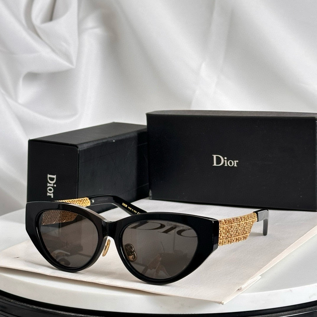 DI*R Eyewear SIZE: 56-17-145