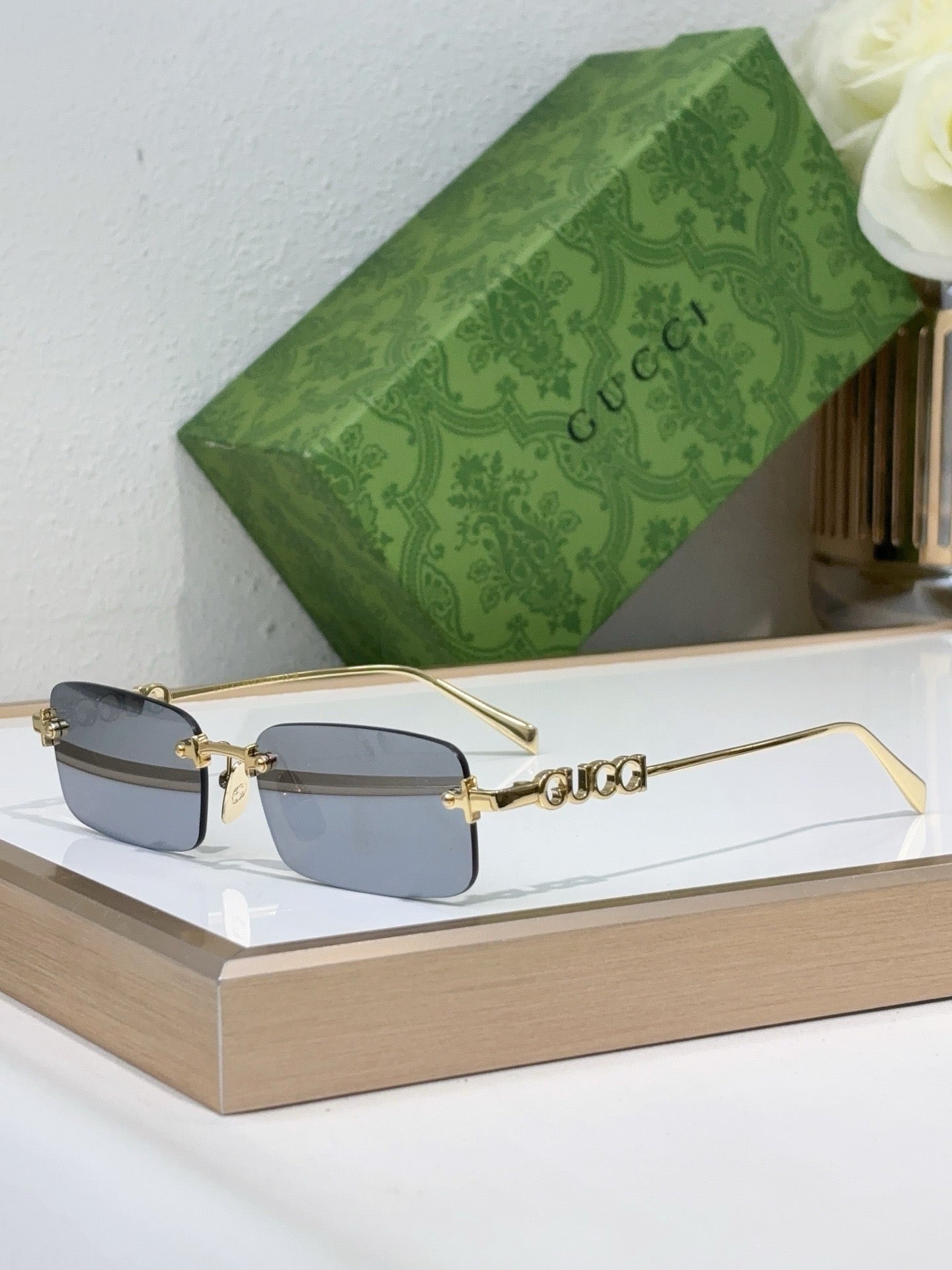 GG* Eyewear SIZE: 52-19-145