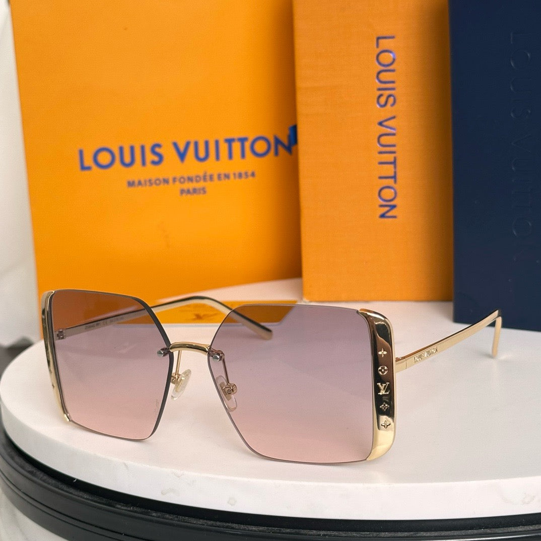 Louis Eyewear SIZE: