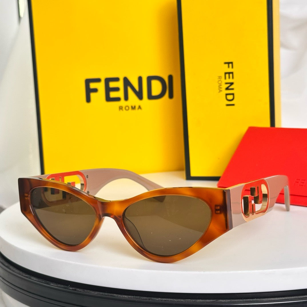 FEND* Eyewear SIZE:
