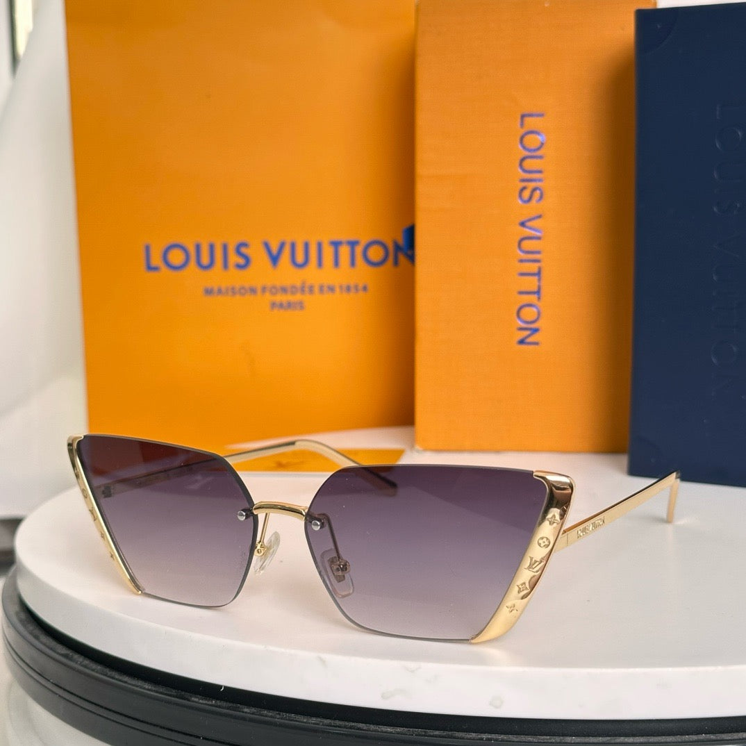Louis Eyewear SIZE: