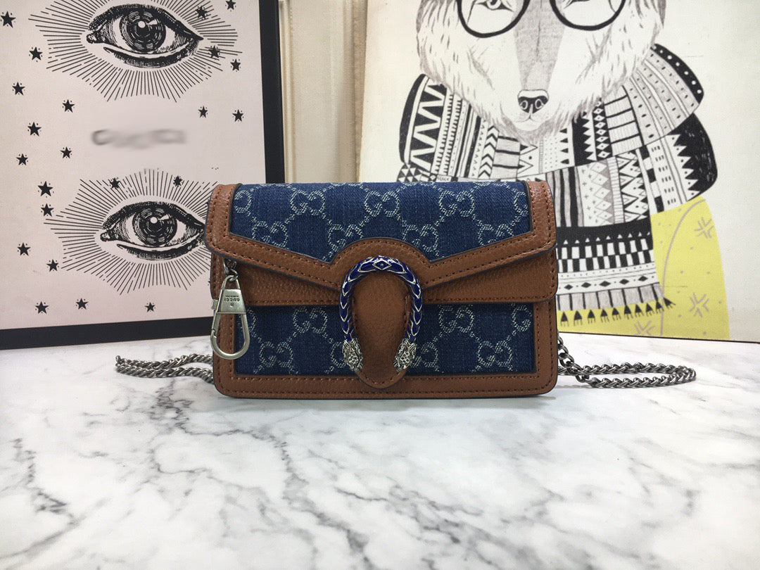 GC315  Mini:6.5x3.9x1.8inch   Small:7.9x6.1x2inch   Medium:11x6.7x3.5inch