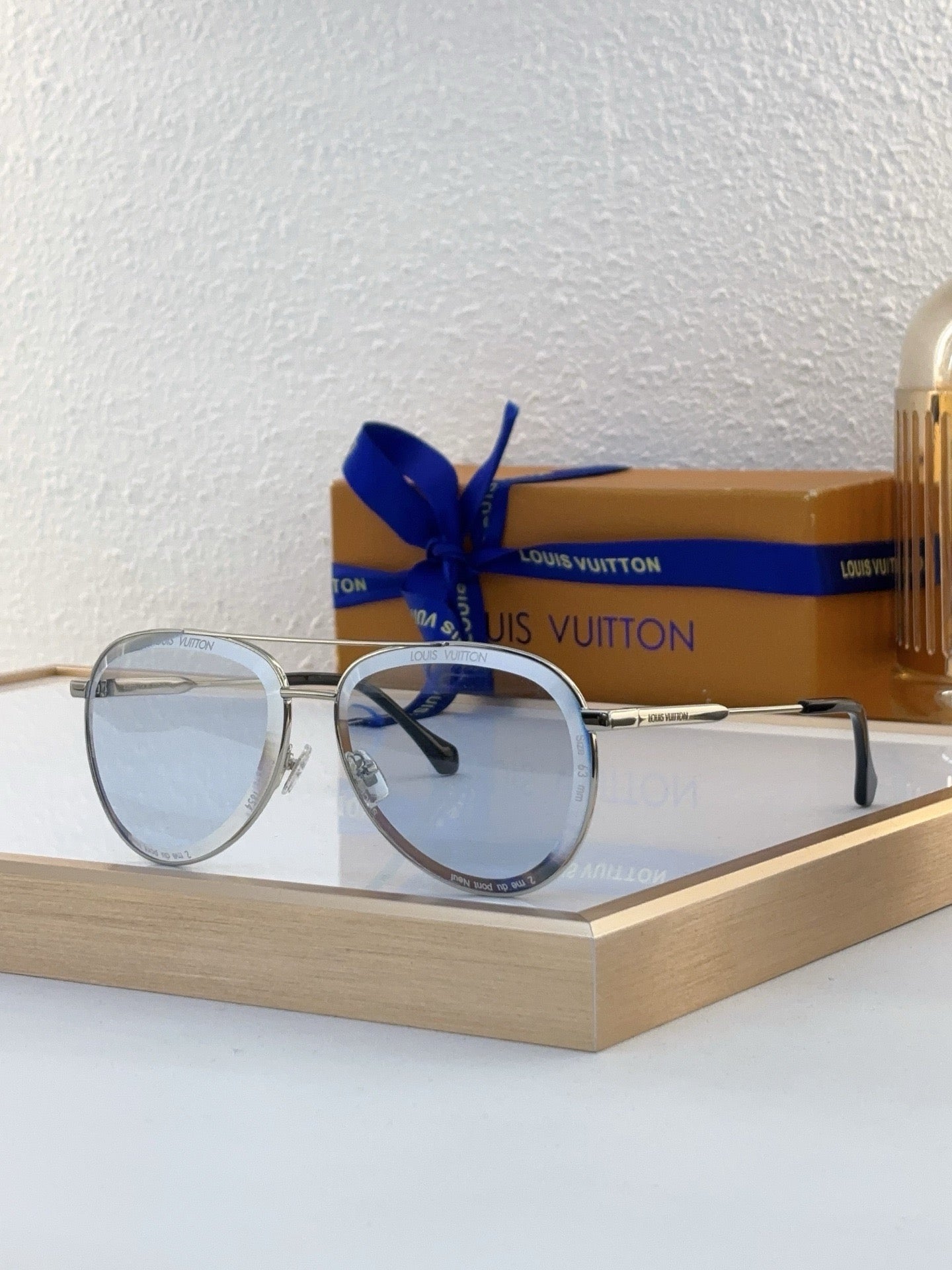 Louis Eyewear SIZE: 63-15-145