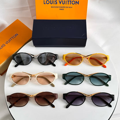 Louis Eyewear SIZE: 56-19-143