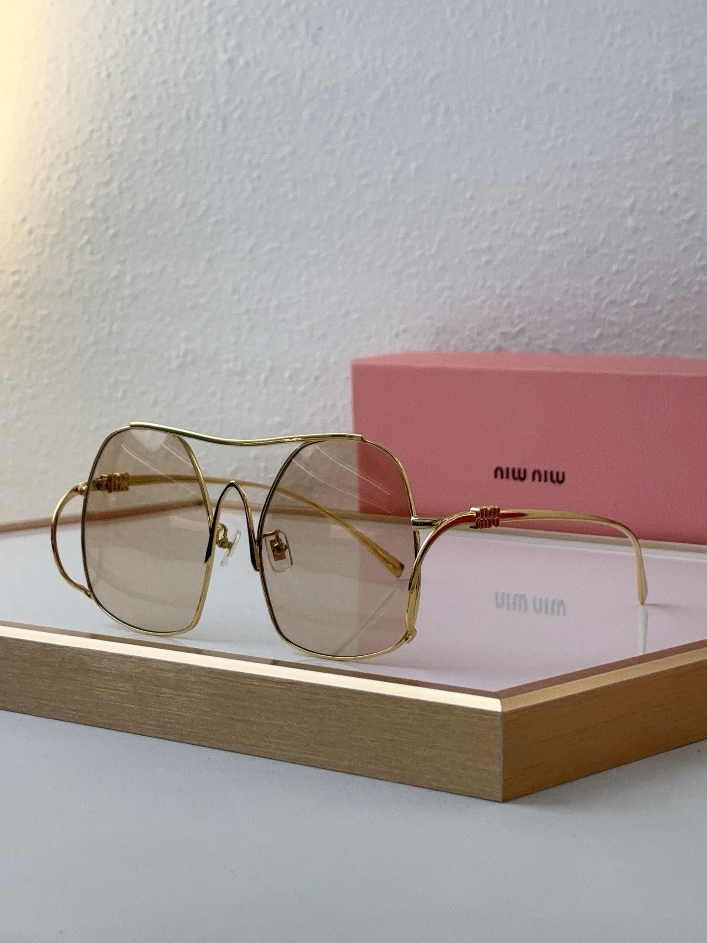 MIU MI* Eyewear SIZE: 56-19-140