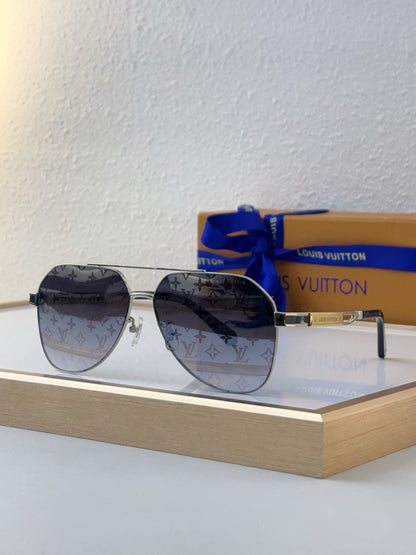 Louis Eyewear SIZE: 61-14-145