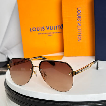 Louis Eyewear SIZE: 62-13-145