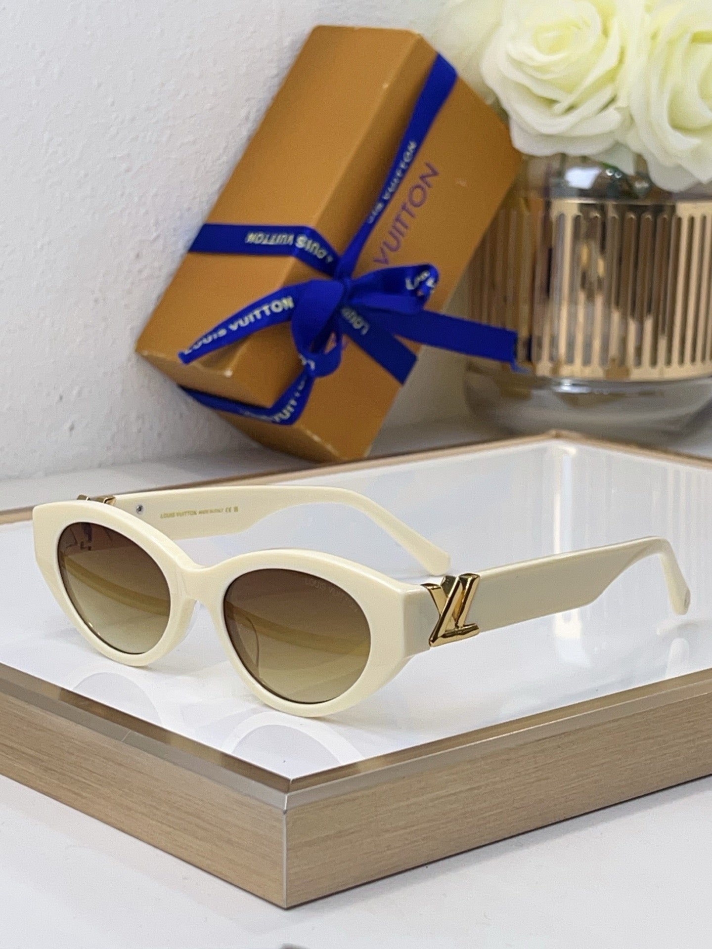 Louis Eyewear SIZE: 51-20-140