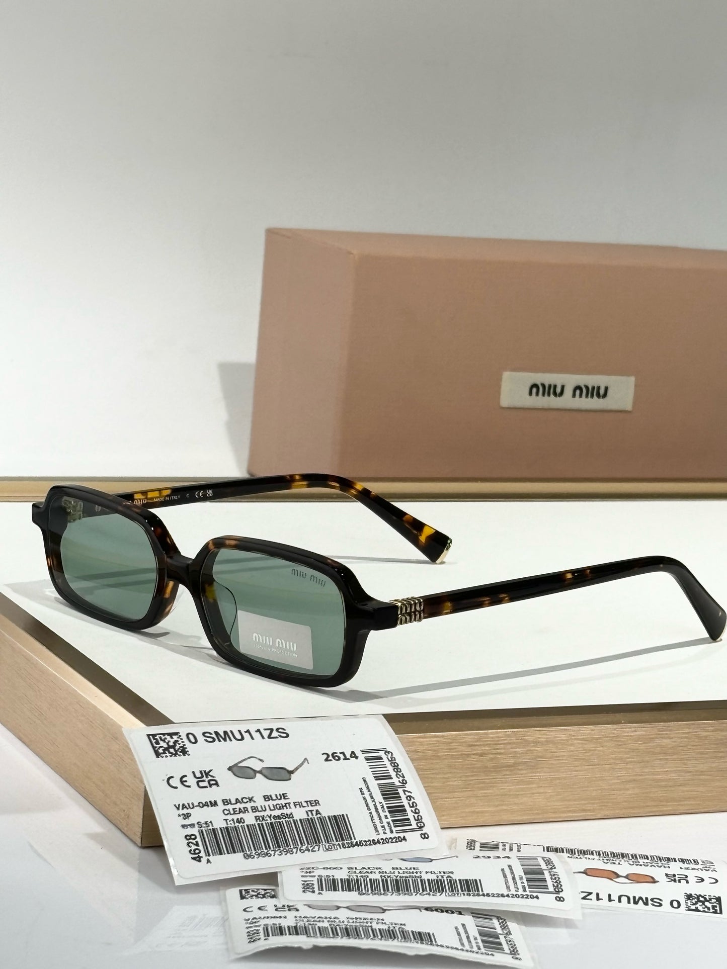 MIU MI* Eyewear SIZE: 51-16-140