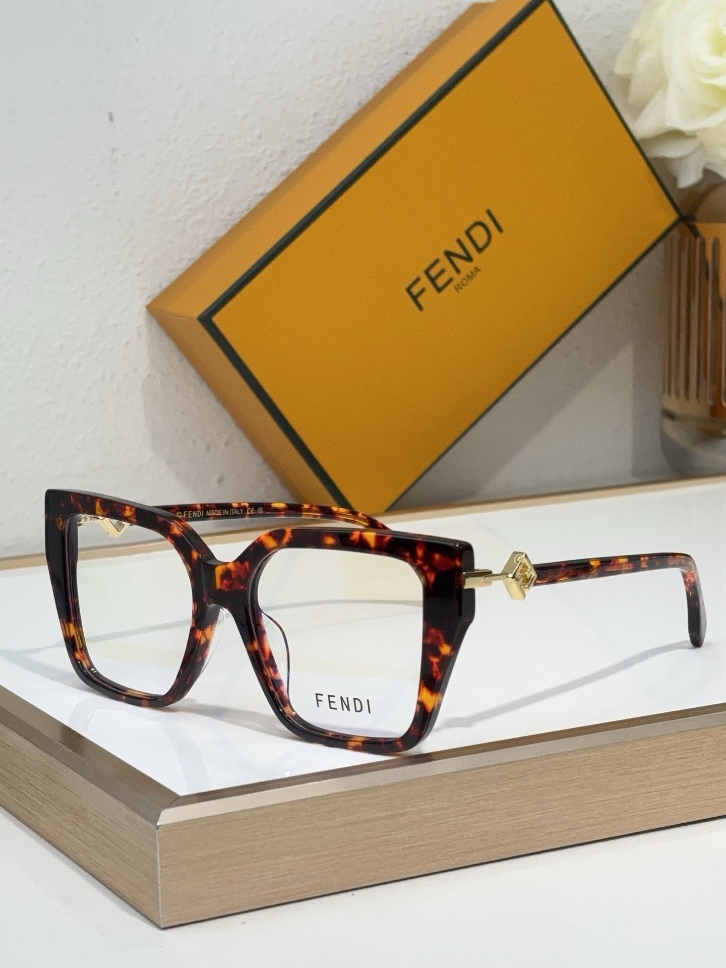 FEND* Eyewear SIZE: 54-18-140
