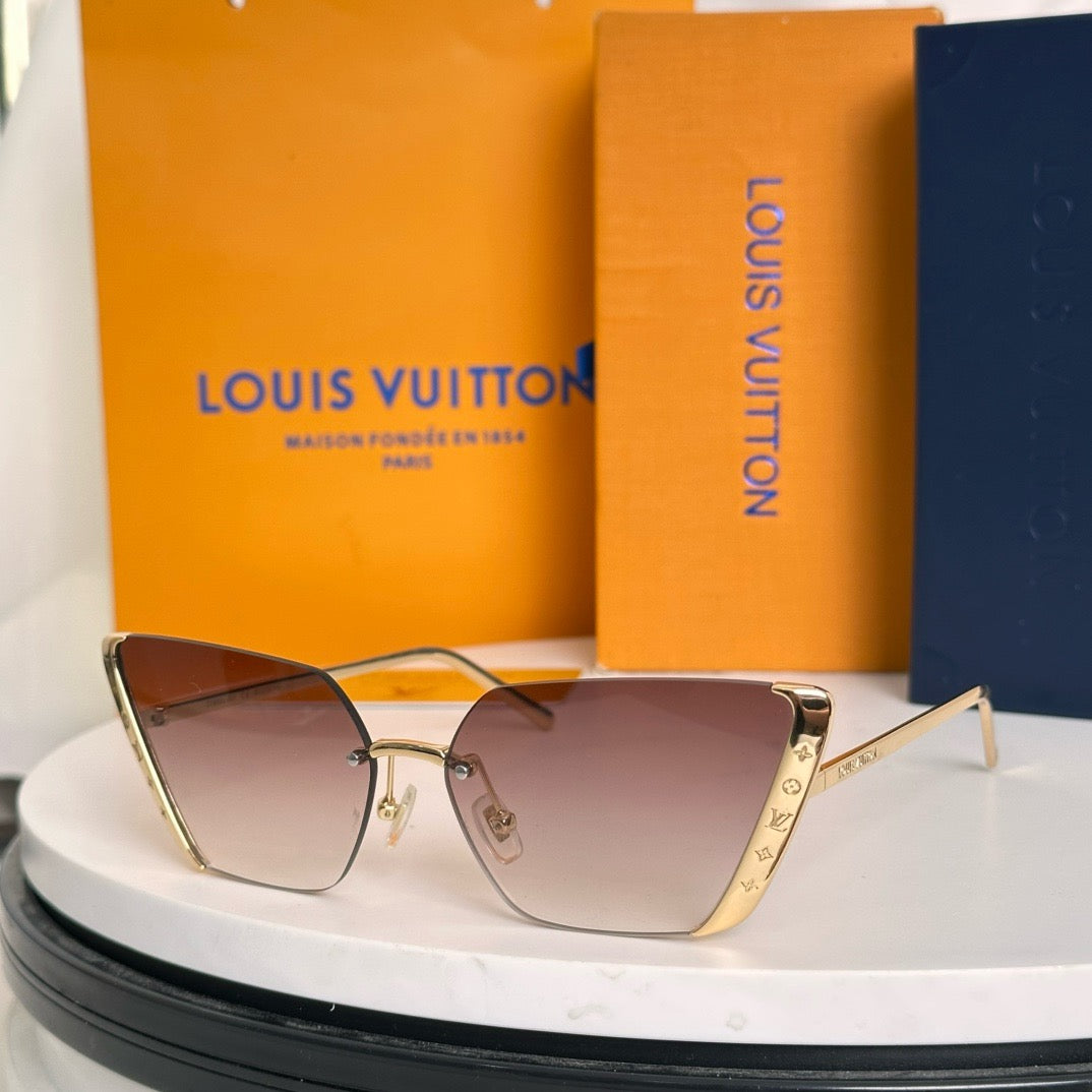 Louis Eyewear SIZE: