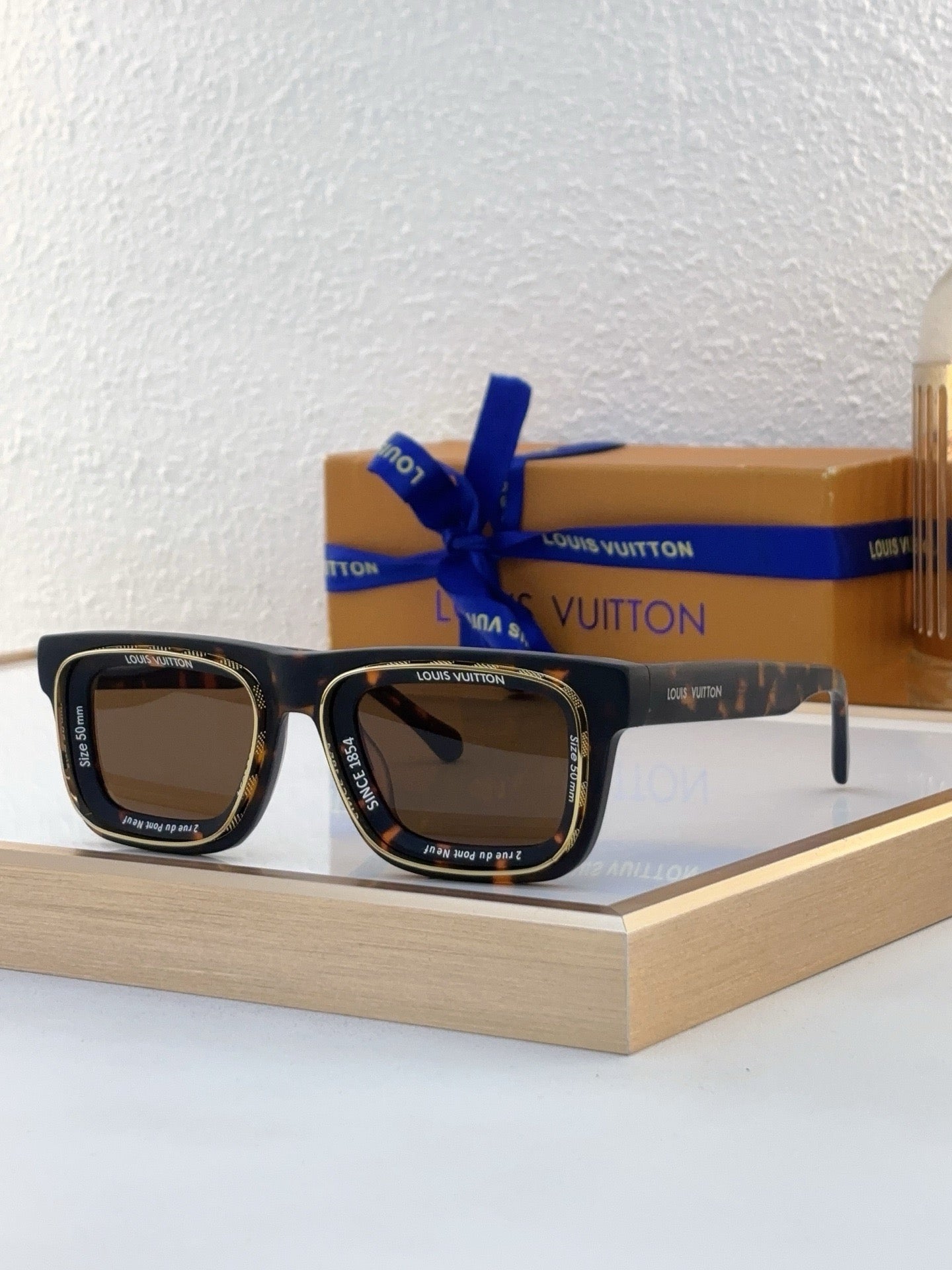 Louis Eyewear SIZE: 50-24-145