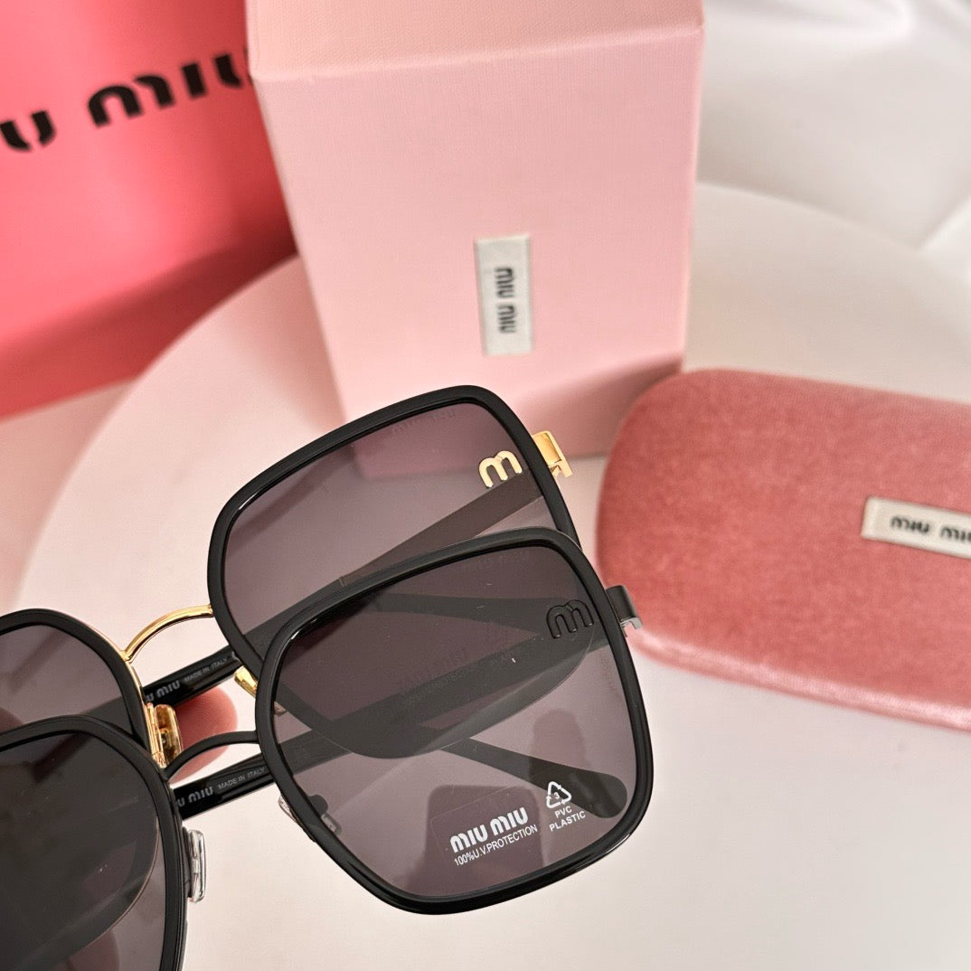 MIU MI* Eyewear SIZE: 58-18-145