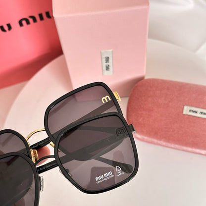 MIU MI* Eyewear SIZE: 58-18-145