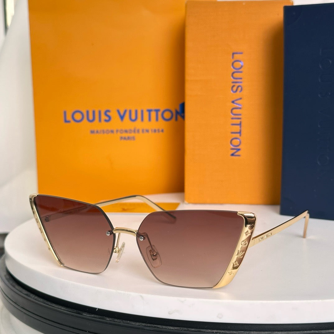 Louis Eyewear SIZE: