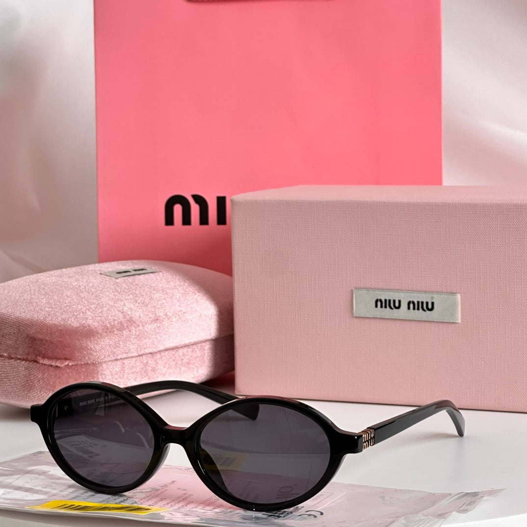 MIU MI* Eyewear SIZE:
