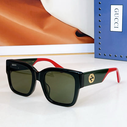 GG* Eyewear SIZE: 52-21-145