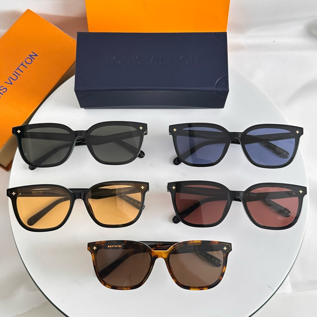 Louis Eyewear SIZE: 63-15-146