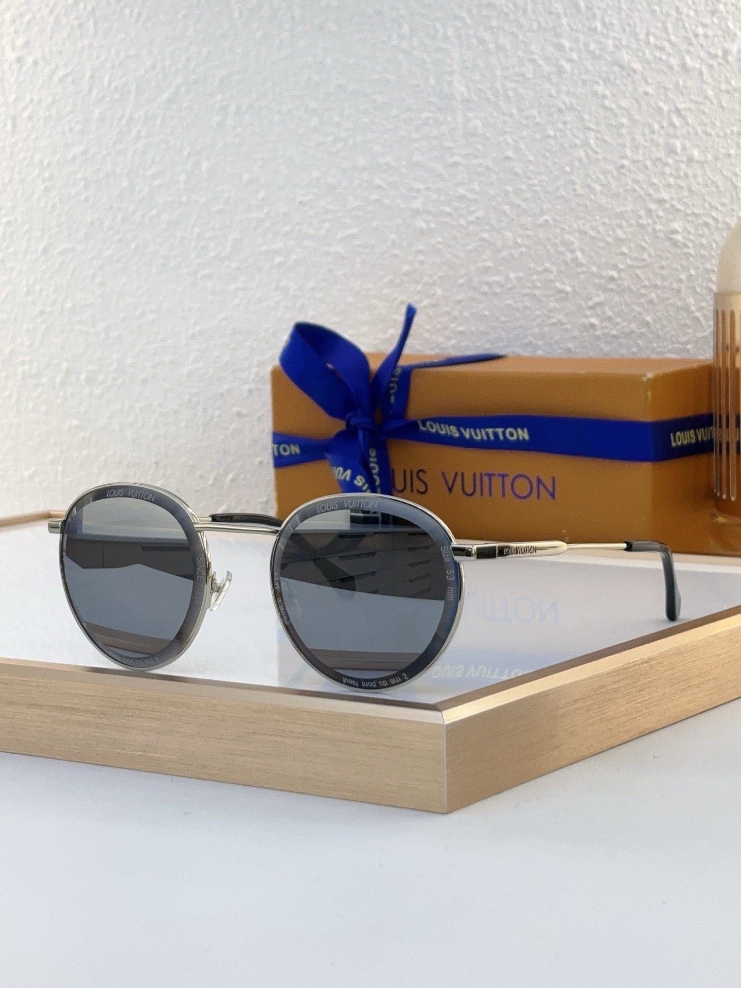 Louis Eyewear SIZE: 53-22-145