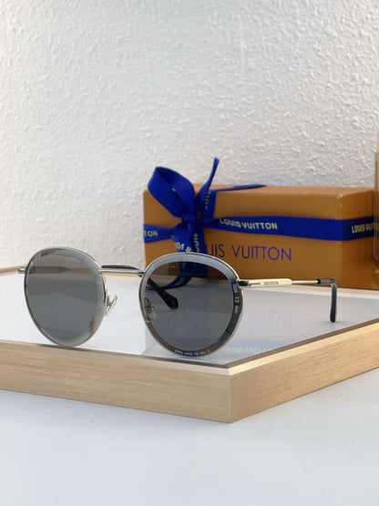 Louis Eyewear SIZE: 53-22-145