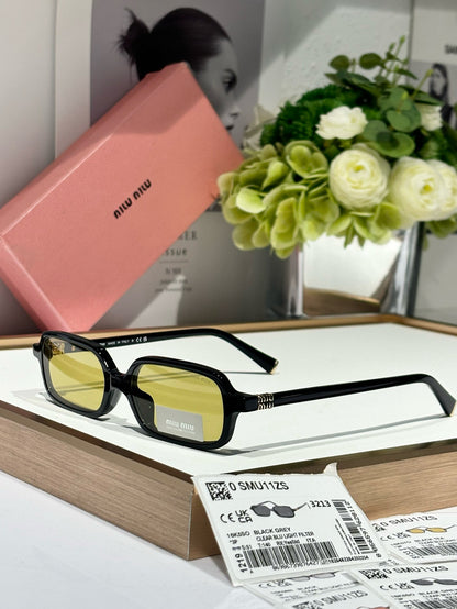 MIU MI* Eyewear SIZE: 51-16-140