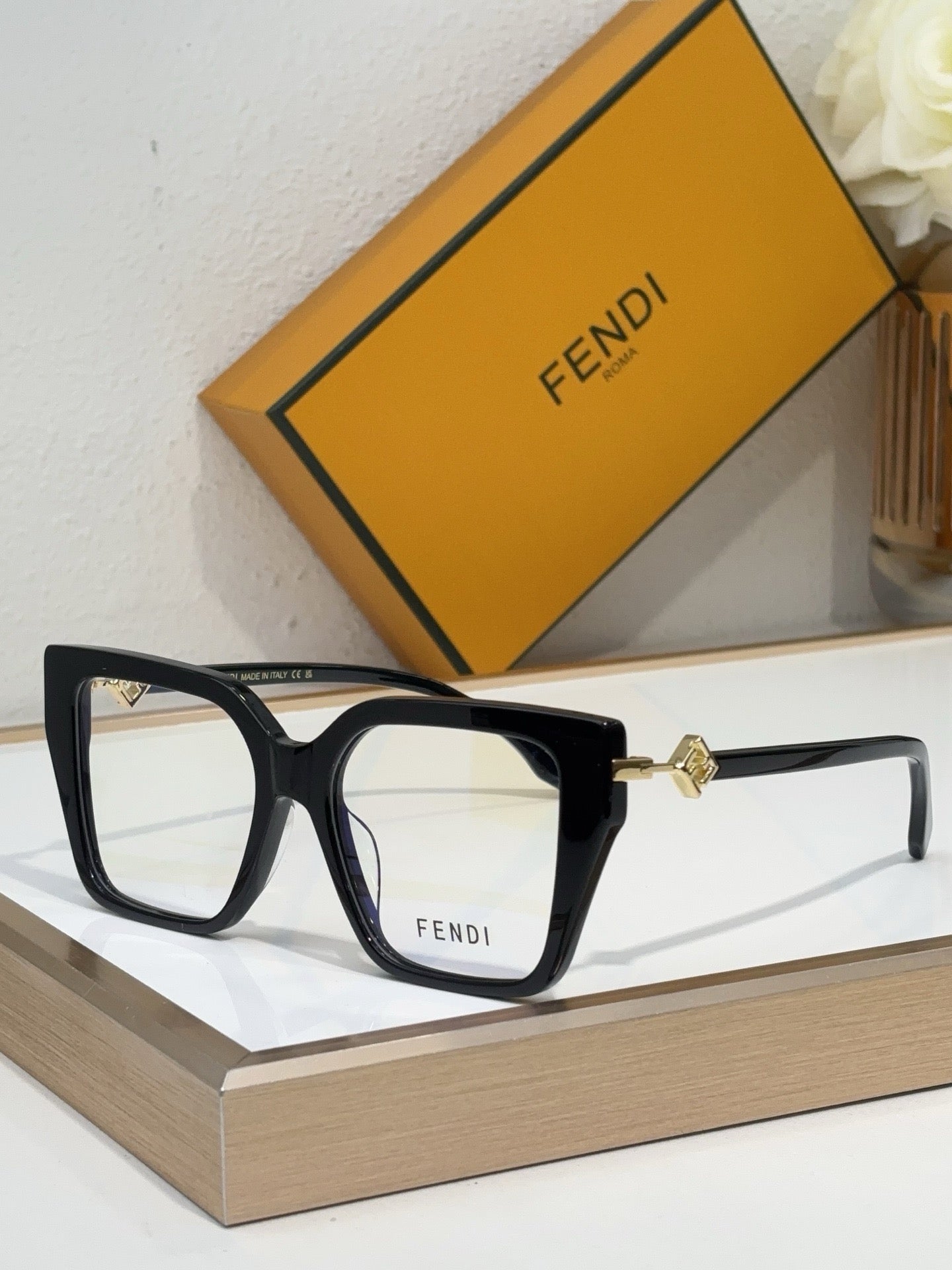FEND* Eyewear SIZE: 54-18-140