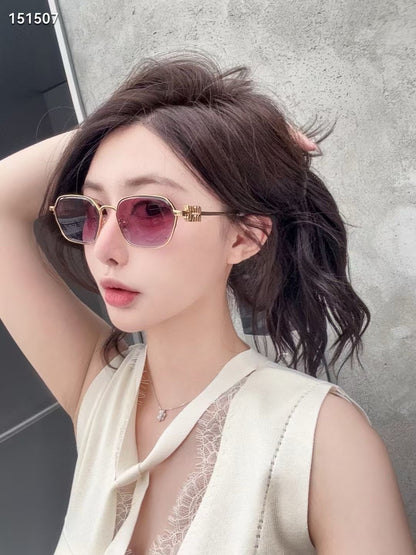 MIU MI* Eyewear SIZE: 60-18-145
