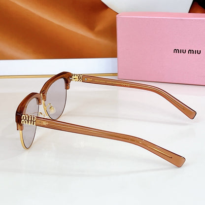 MIU MI* Eyewear SIZE: 57-16-145