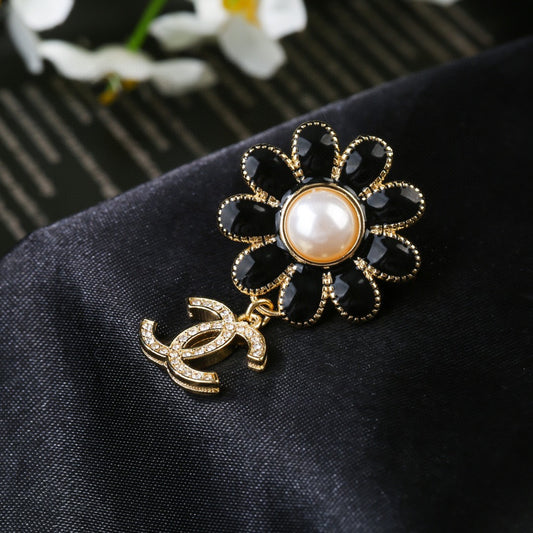 CC new arrival brooch 008