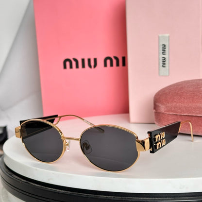 MIU MI* Eyewear SIZE: 54-18-140