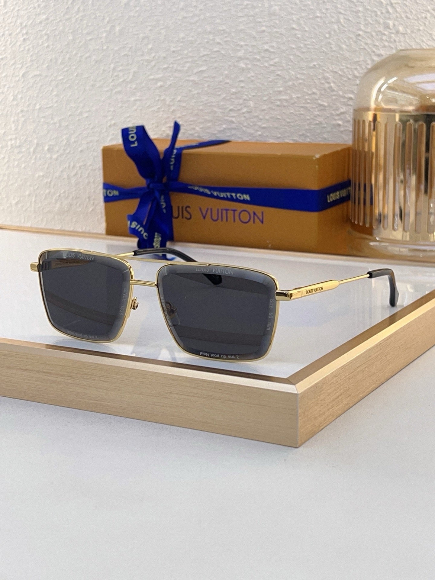 Louis Eyewear SIZE: 60-15-145