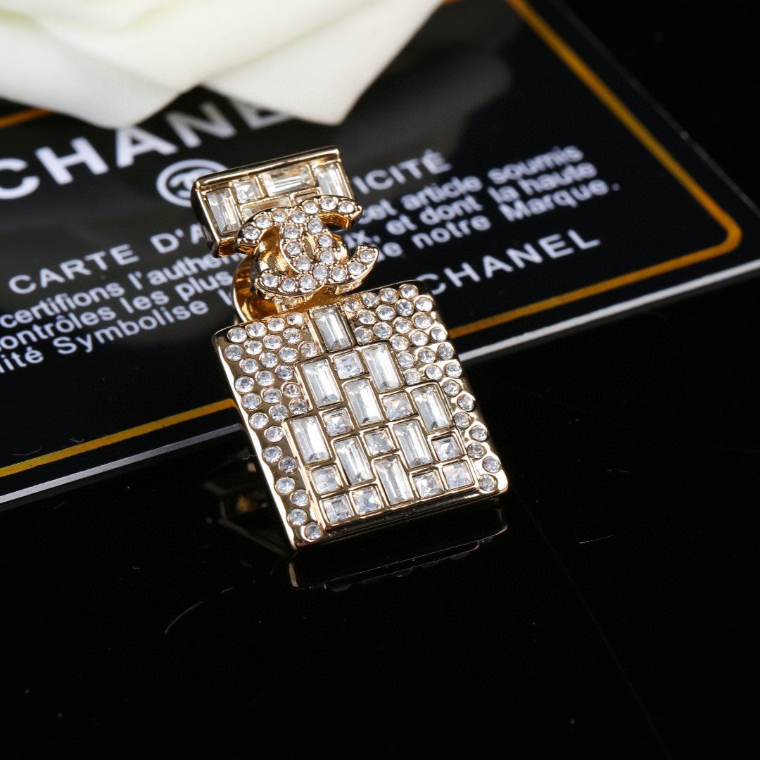 CC new arrival brooch 021