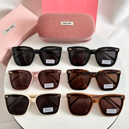 MIU MI* Eyewear SIZE: 64-15-145