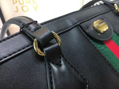 GC256   17.3x13x5.9inch