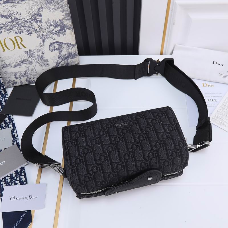 D Lingot man bag  21.5x11x12.5cm