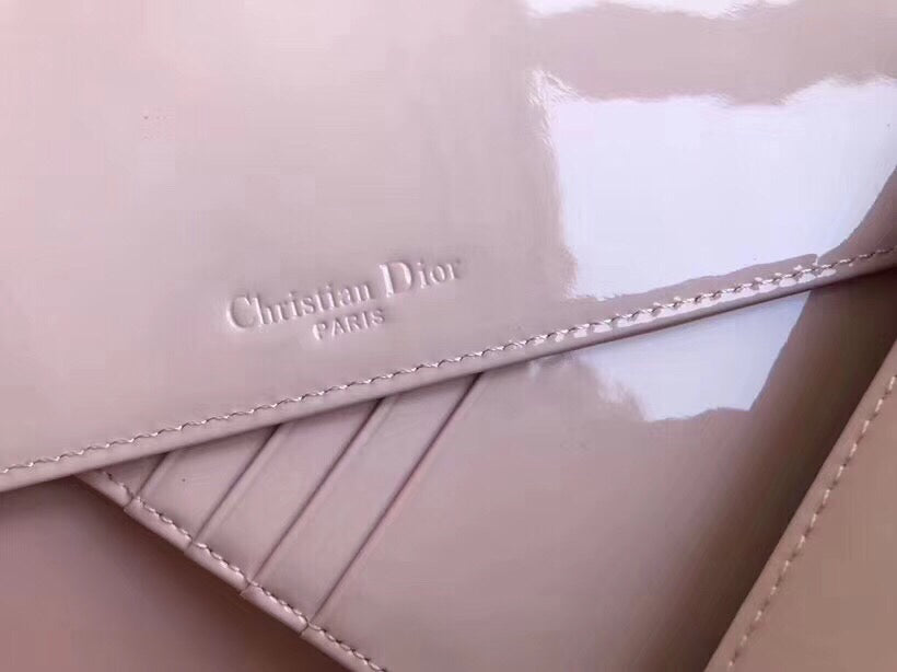 D Lady D Clutch With Chain In Pink Patent