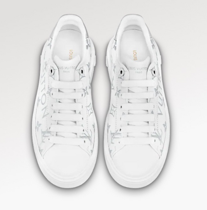 L sneakers