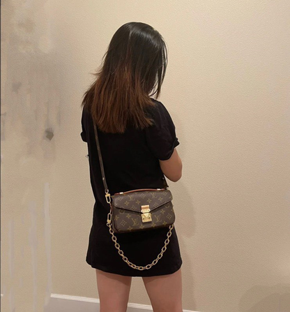 LOUIS POCHETTE MÉTIS EAST WEST bag size : 21.5*13.5*6cm