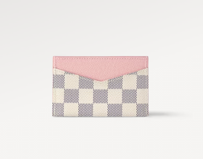 Louis Card Holder Daily wallet size: 11 x 7 x 0.5 cm