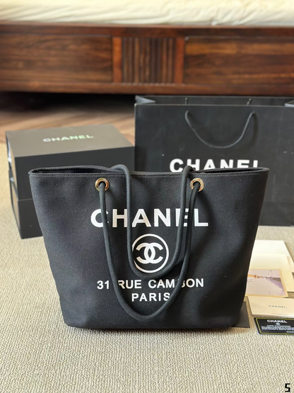 CC new arrival Vintage 24k tote bag size: 30*30 cm