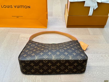 Louis new arrival vintage bag size:33 * 21 cm
