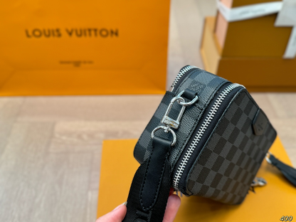Louis new arrival men camera bag size: 19*12 cm