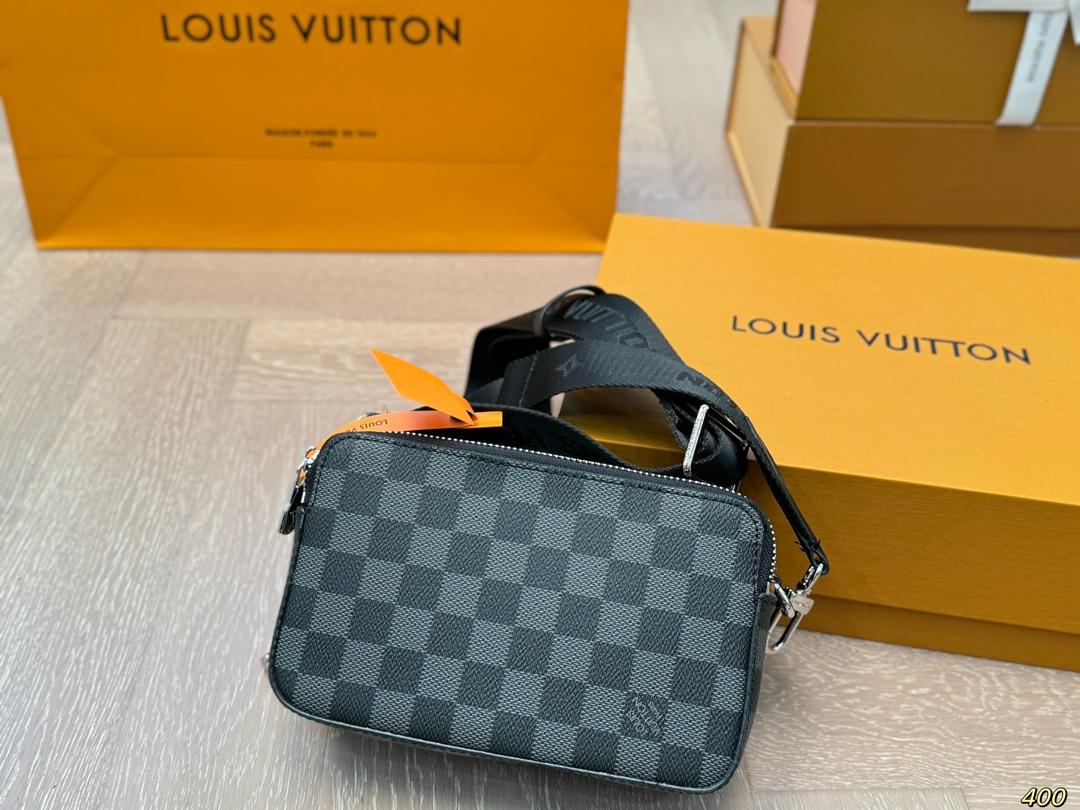 Louis new arrival men camera bag size: 19*12 cm