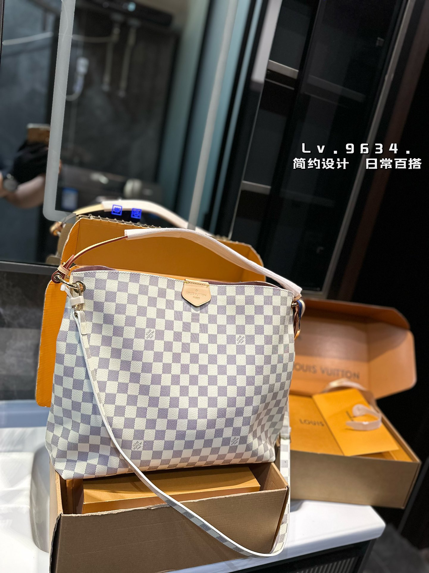 Louis new arrival graceful MM bag 02 size: 36*33 cm