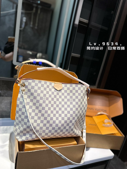 Louis new arrival graceful MM bag 02 size: 36*33 cm
