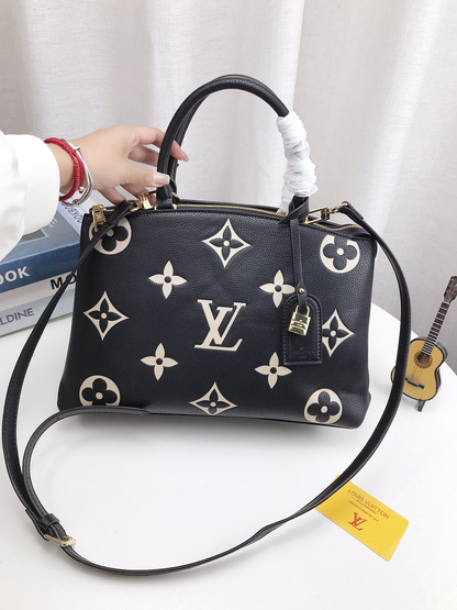 Louis new arrival tote bag 02 size: 35*22cm