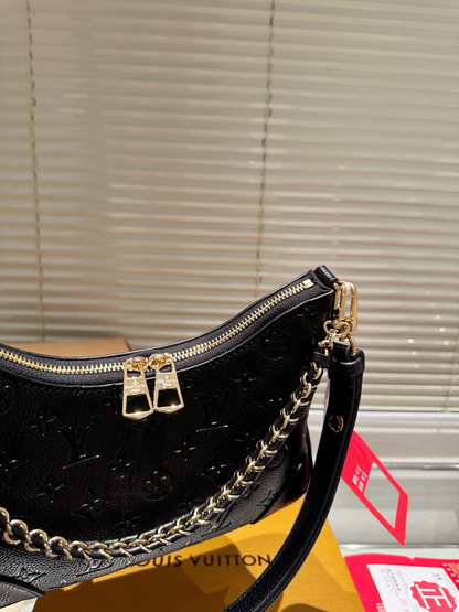 Louis new arrival vintage bag size: 26 * 19 cm
