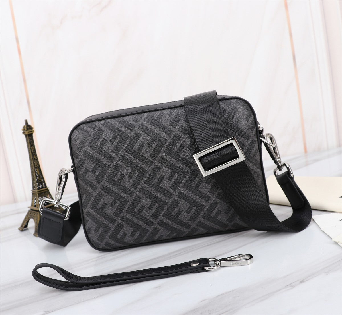 Fen pouch men bag size :23✘16✘5 cm