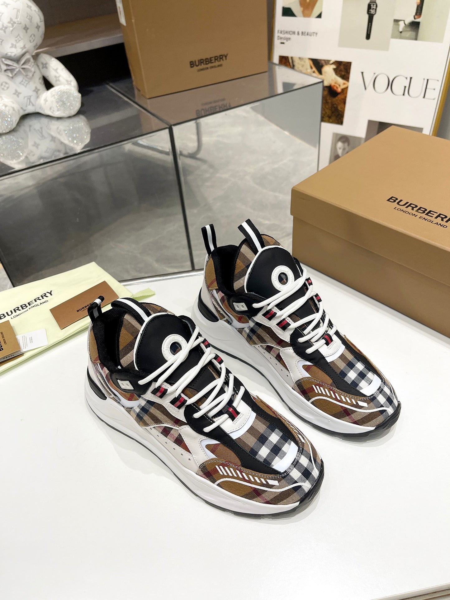 BB man and women sneakers